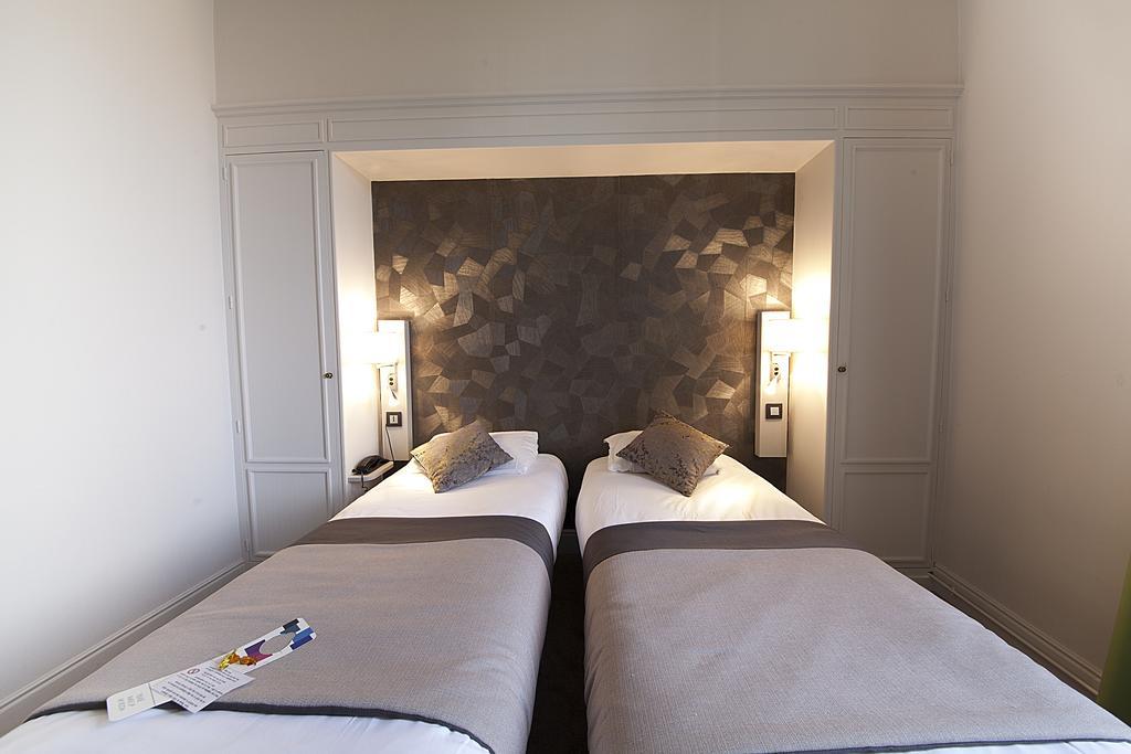 Hotel Albert Elisabeth Gare Sncf Clermont-Ferrand Exteriör bild